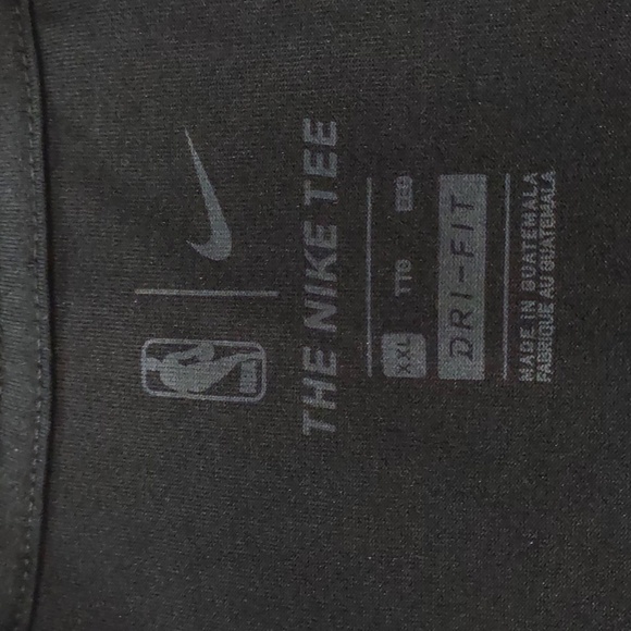 NBA JAZZ BASKETBALL NIKE TEE. - Picture 5 of 15